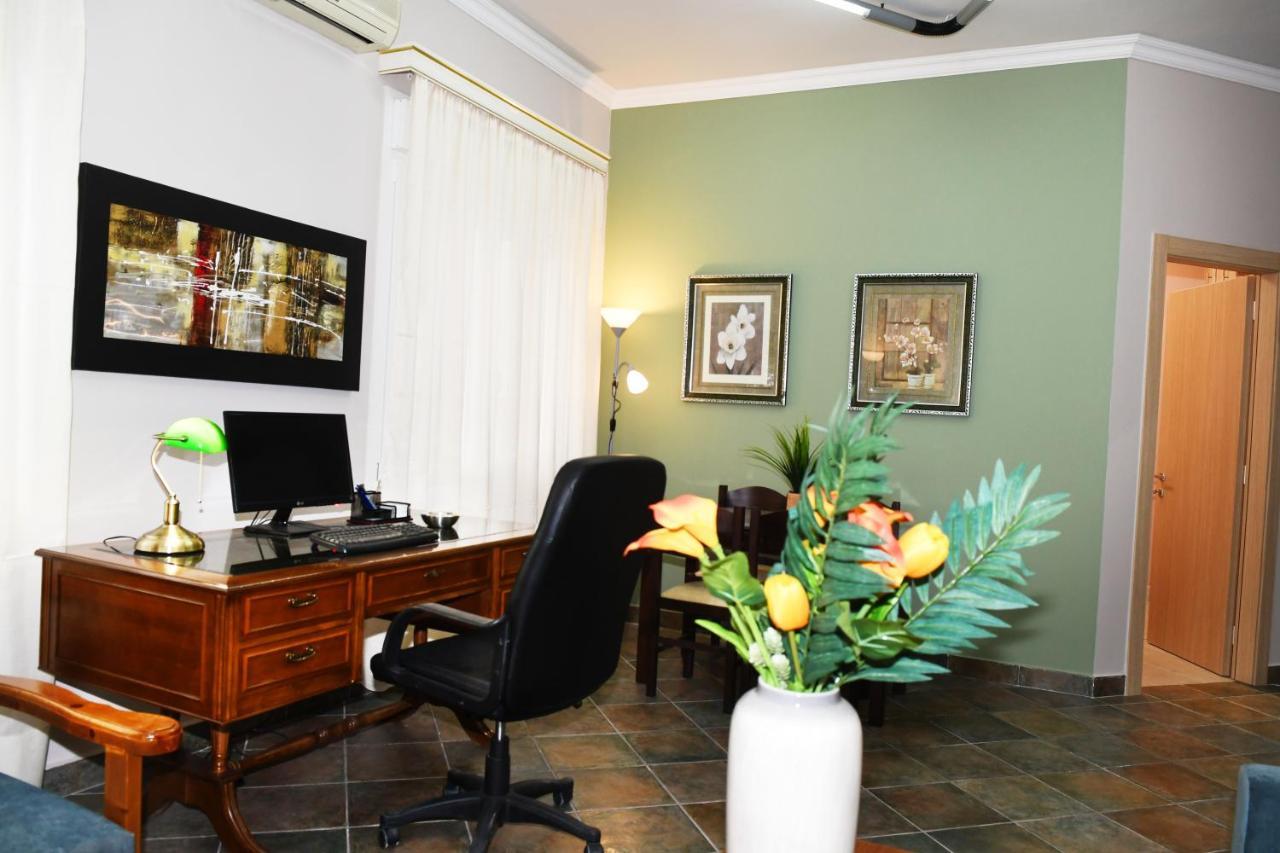 Kavala Port Apartments Luaran gambar