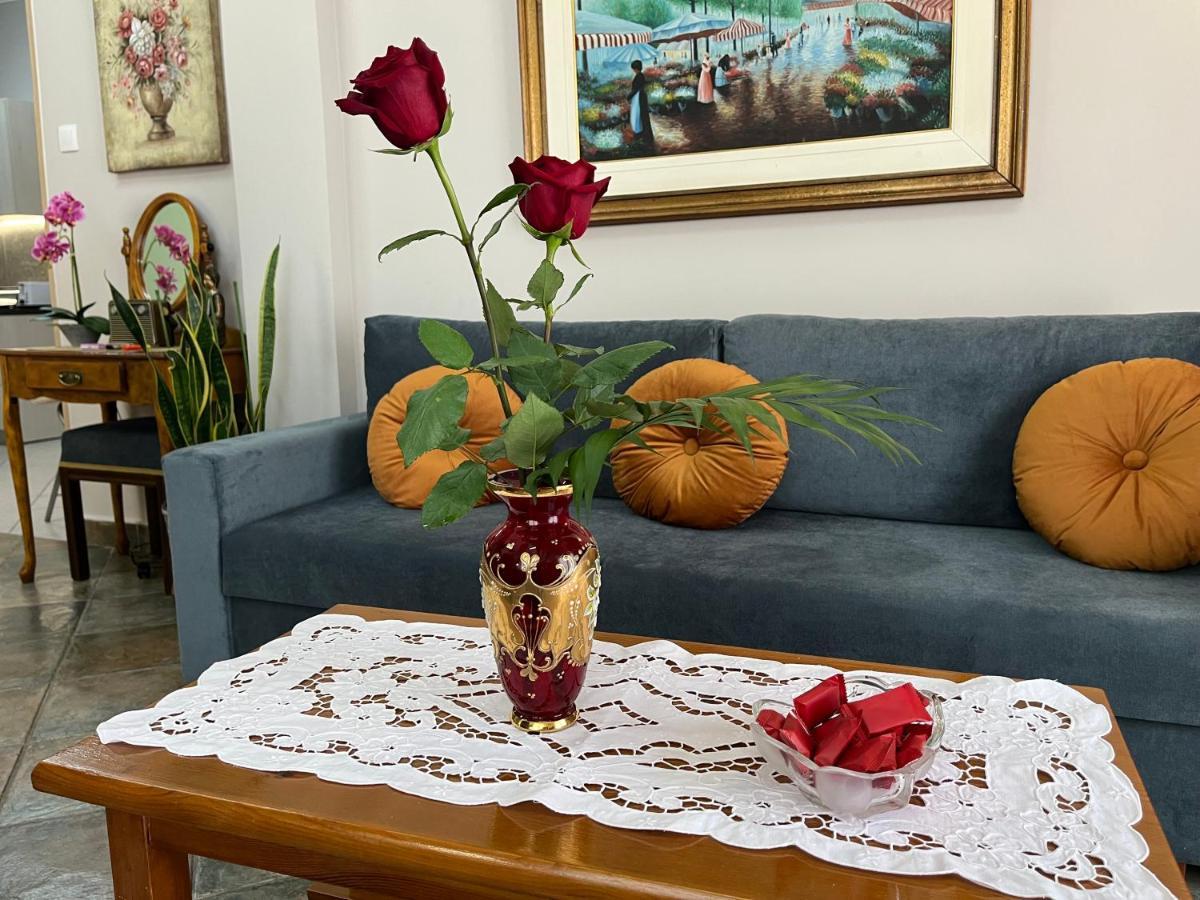 Kavala Port Apartments Luaran gambar